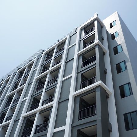In Clover Bang Saen Exterior photo